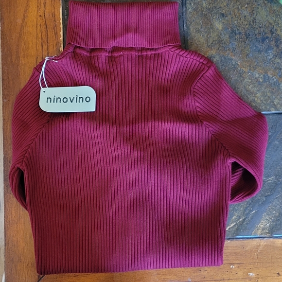 NEW Burgundy Wine Ribbed Turtleneck M - Picture 4 of 6
